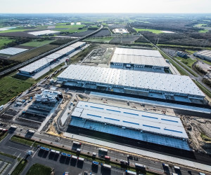 Galaxus eröffnet Logistikzentrale im deutschen Krefeld