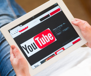 Fast die Hälfte des weltweiten Musikkonsums entfällt auf YouTube